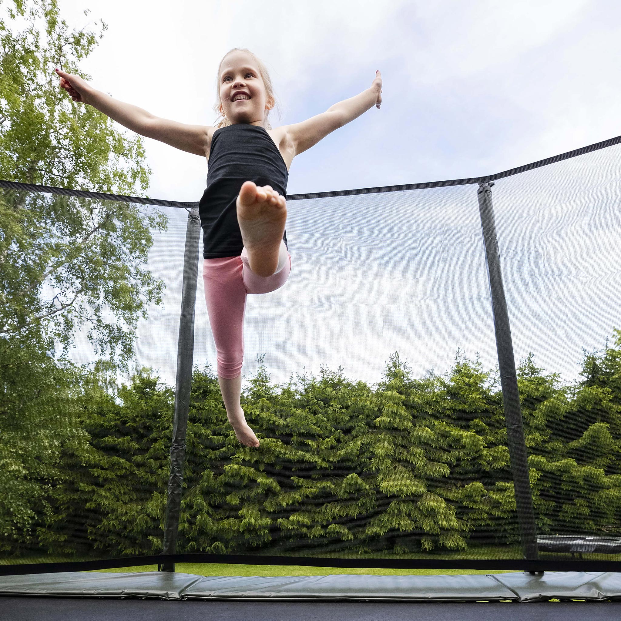 ACON 13 HD Rectangular Trampoline with Net and Ladder - Image 4