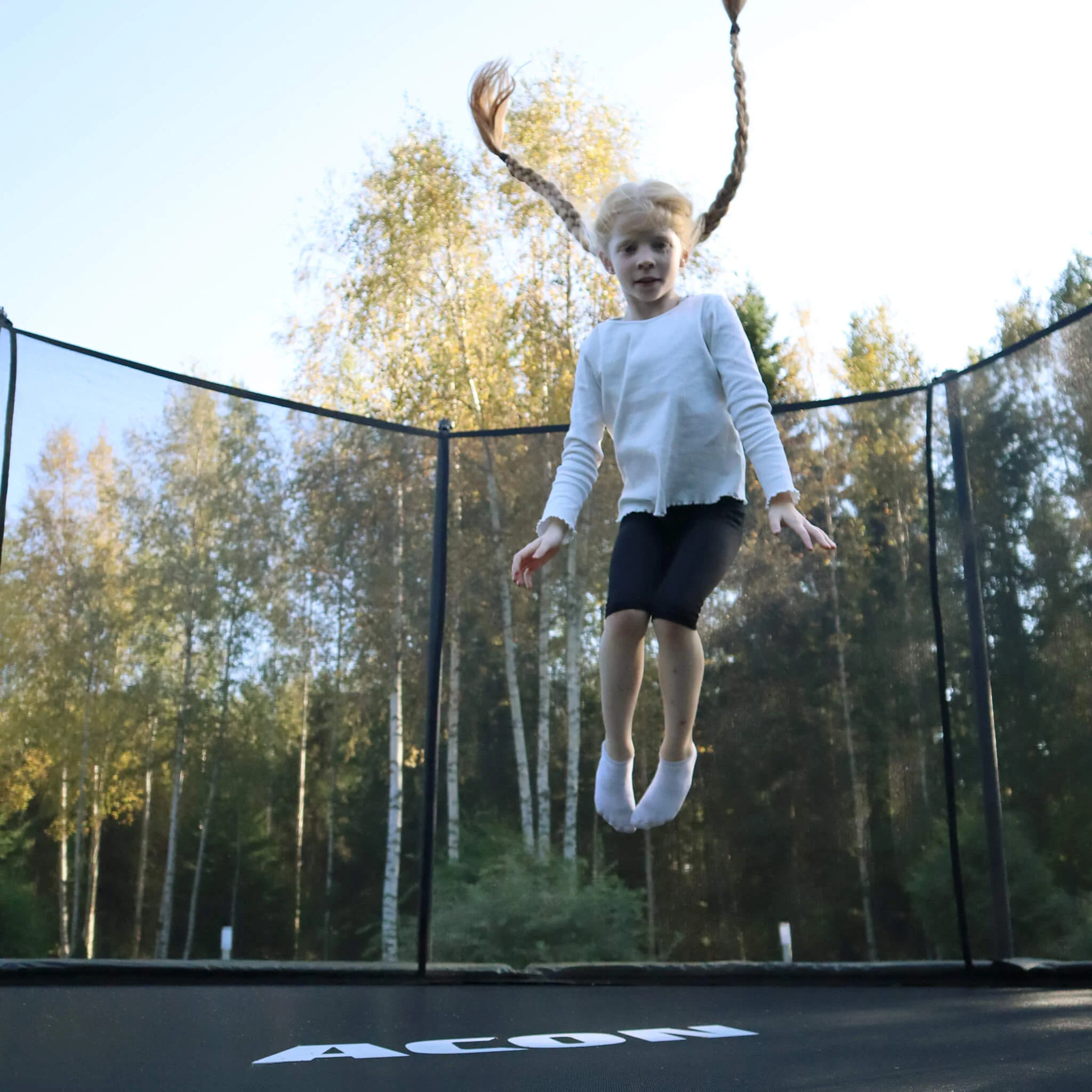 ACON Air 4,3m Round Trampoline with Safety Net and Ladder - Image 3